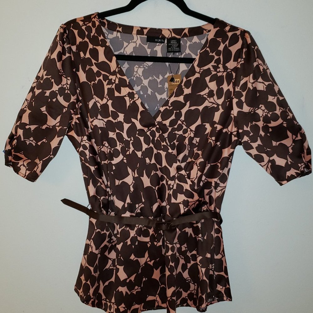 (NWT) Mix It Wrap Floral Blouse.  Size L.